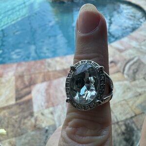 Elegant Silver Gemstone Ring